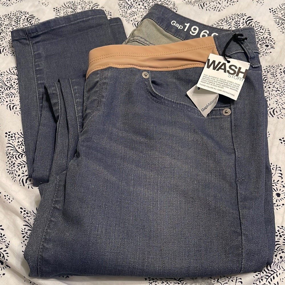 *** Maternity*** Gap Jeans- brand new